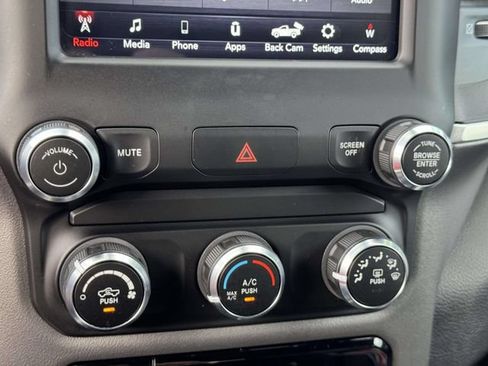 Used 2021 RAM 1500 Big Horn AWD/4WD image 27
