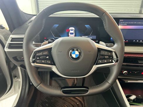 Used 2025 BMW 330i xDrive Sedan w/ Convenience Package image 11