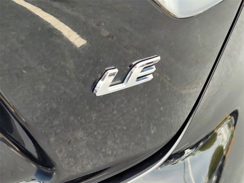 Certified 2023 Toyota Corolla LE image 10