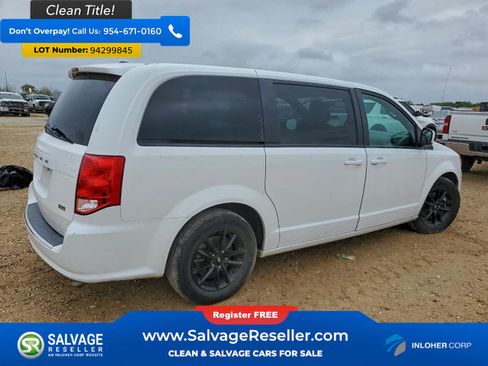 Used 2019 Dodge Grand Caravan GT image 4
