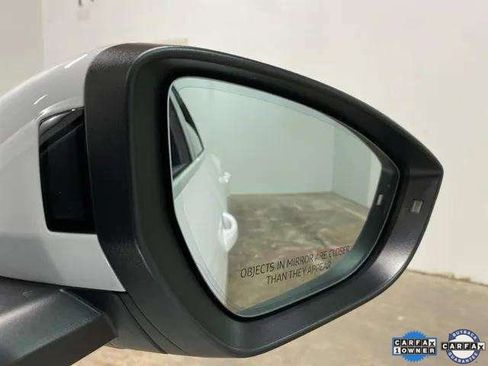 Used 2024 Audi Q8 e-tron Premium image 91