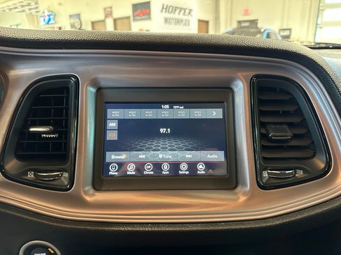 Used 2023 Dodge Challenger SXT w/ Blacktop Package image 27