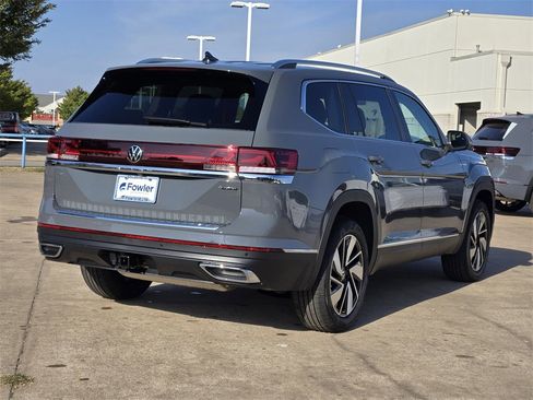 New 2026 Volkswagen Atlas SEL image 4