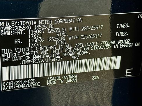 Used 2018 Toyota RAV4 XLE image 37