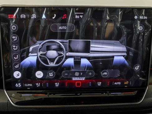 New 2026 Volkswagen GTI SE FWD image 29