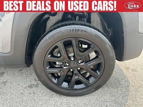 Used 2023 Jeep Renegade Altitude AWD/4WD image 22