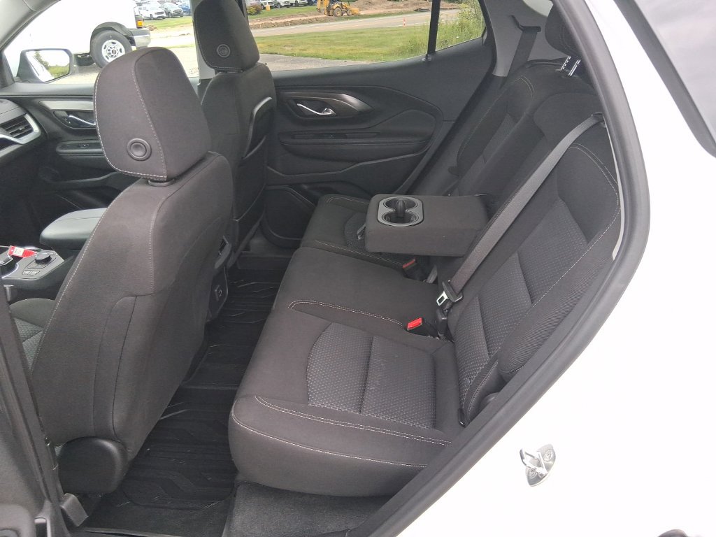 Used 2022 GMC Terrain SLE w/ Driver Convenience Package AWD/4WD image 23