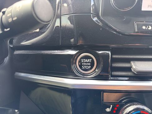 Used 2023 Nissan Pathfinder Platinum w/ Cargo Package image 24