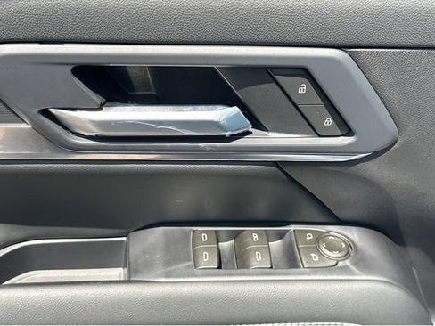 New 2026 GMC Terrain Elevation w/ LPO, Floor Liner Package FWD image 30