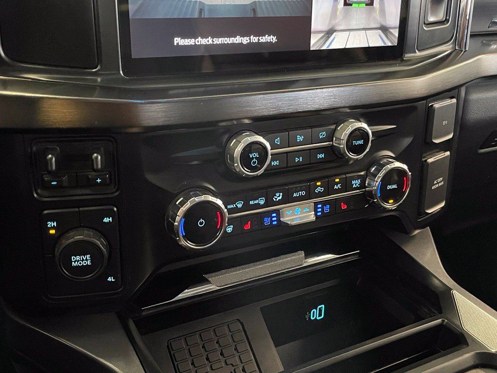 Used 2024 Ford F250 Lariat AWD/4WD image 19