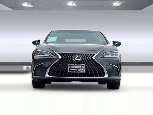 Used 2025 Lexus ES 350 w/ Premium Package FWD image 5