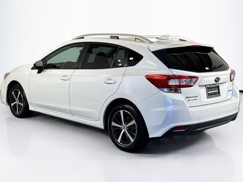Used 2019 Subaru Impreza 2.0i Premium image 7