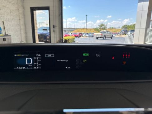 Used 2021 Toyota Prius Prime XLE FWD image 16