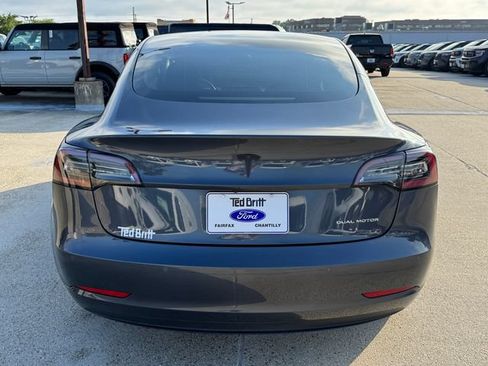 Used 2022 Tesla Model 3 Long Range AWD/4WD image 6