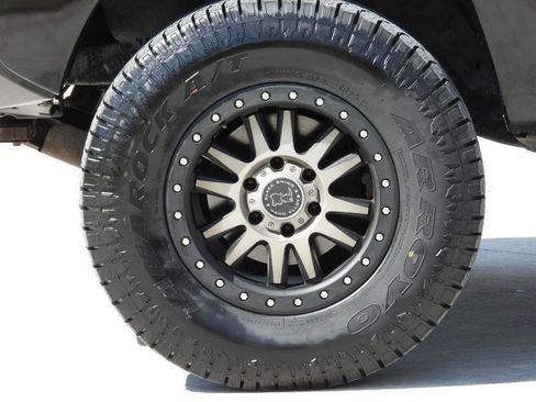 Used 2012 Toyota Tacoma PreRunner w/ SR5 Pkg image 18