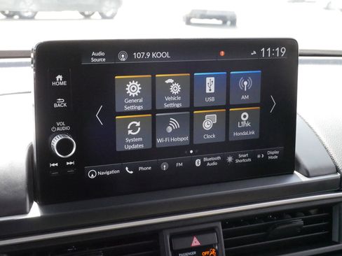 Used 2025 Honda Pilot Touring image 22