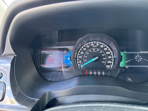 Used 2019 Ford Ranger Lariat w/ Black Appearance Package image 10