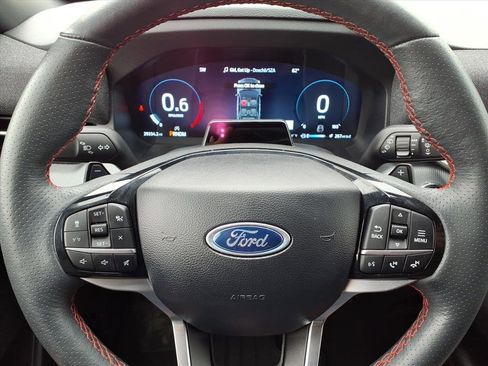 Used 2025 Ford Explorer ST AWD/4WD image 12