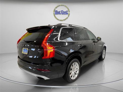 Used 2016 Volvo XC90 T6 Momentum image 5