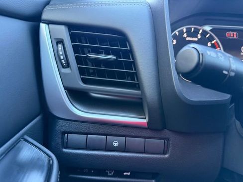 New 2026 Nissan Rogue SV image 24