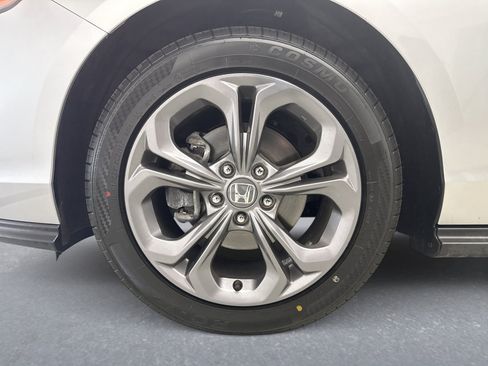Used 2024 Honda Accord EX image 23