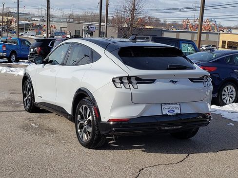 Used 2021 Ford Mustang Mach-E Premium image 7