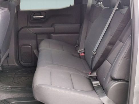Used 2019 Chevrolet Silverado 1500 Custom w/ Custom Value Package AWD/4WD image 23