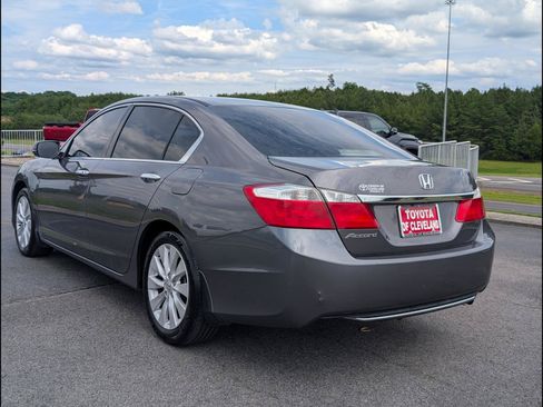 Used 2014 Honda Accord EX image 5