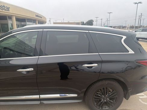 Certified 2020 INFINITI QX60 Luxe w/ Essential Package image 4