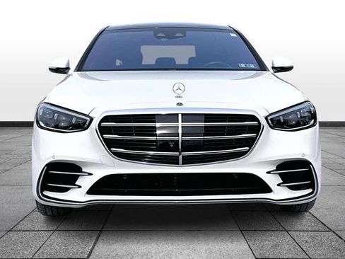 Certified 2022 Mercedes-Benz S 500 4MATIC image 2