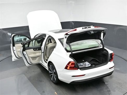 Used 2023 Volvo S60 B5 Ultimate w/ Climate Package image 49