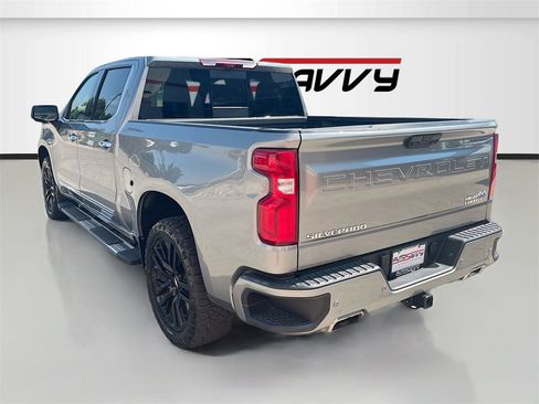 Used 2025 Chevrolet Silverado 1500 High Country w/ High Country Premium Package image 5