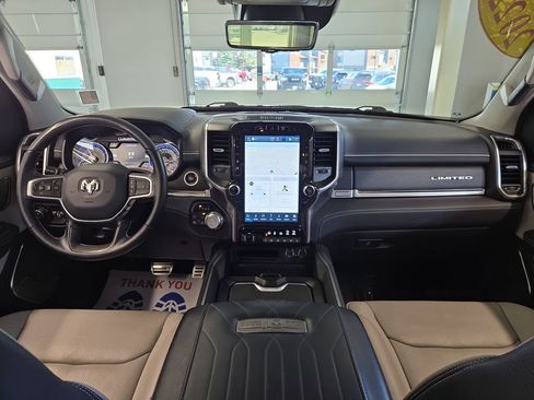 Used 2022 RAM 1500 Limited AWD/4WD image 18