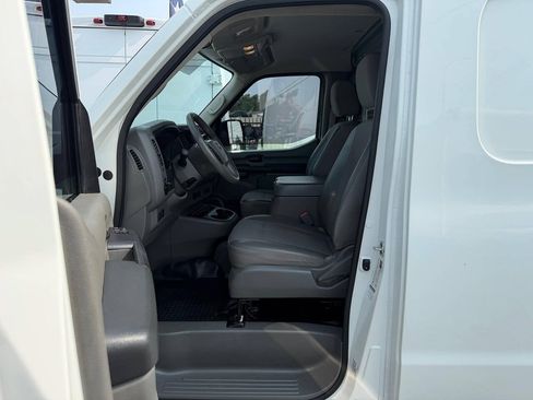 Used 2020 Nissan NV 2500 SV w/ Navigation Package RWD image 17