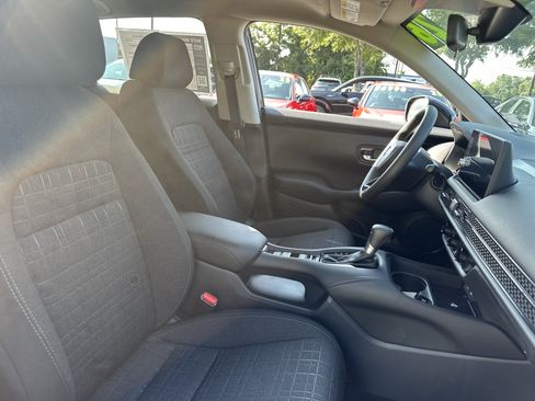 Used 2026 Honda HR-V LX image 13