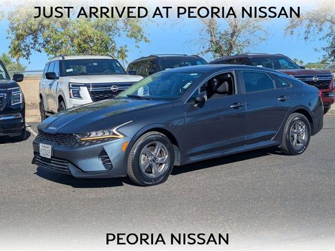Used 2023 Kia K5 LXS image 1