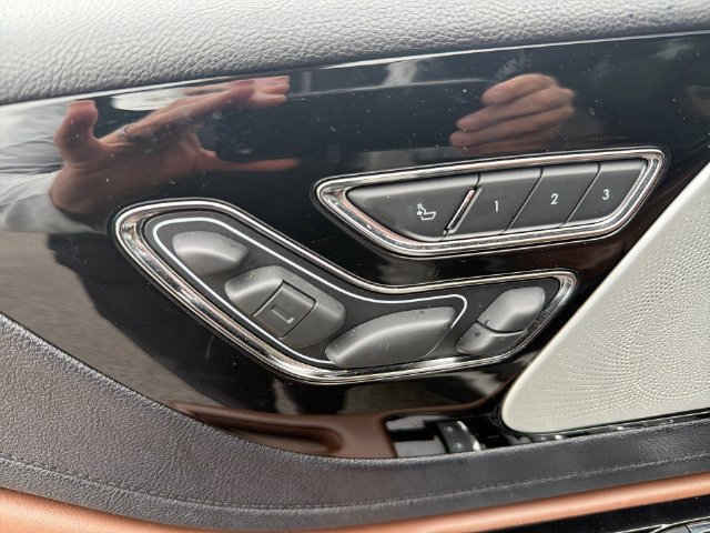 Used 2020 Lincoln Aviator Reserve w/ Equipment Group 202A AWD/4WD image 15