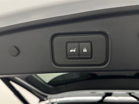 New 2025 Nissan Pathfinder Platinum w/ Cargo Package image 27