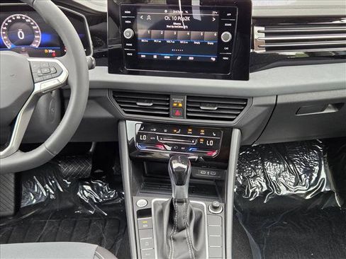 New 2026 Volkswagen Jetta SE image 13