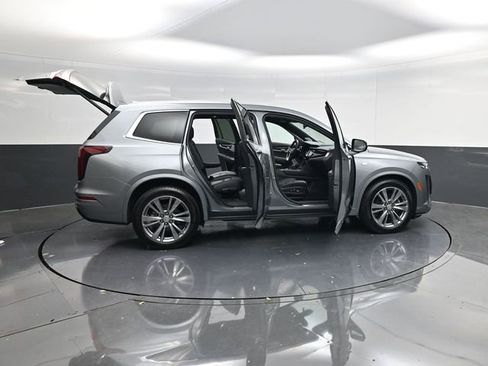 Used 2023 Cadillac XT6 Premium Luxury image 62