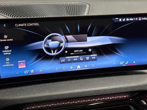 New 2026 BMW 330i Sedan w/ Convenience Package image 26