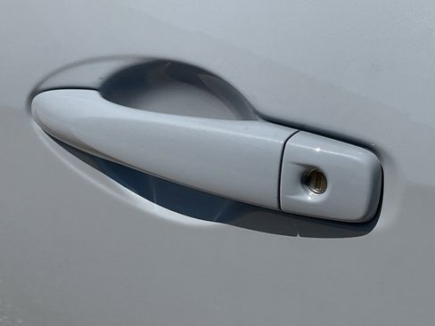 New 2025 Nissan Versa SV w/ Trunk Package image 9