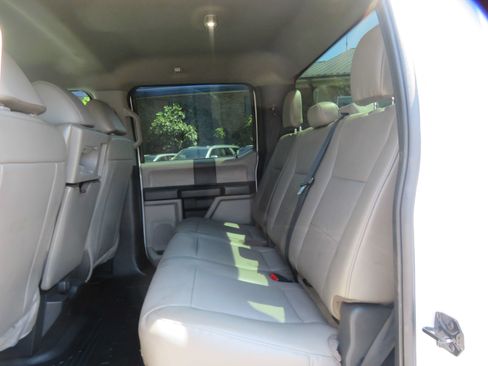 Used 2022 Ford F250 XL w/ STX Appearance Package AWD/4WD image 16