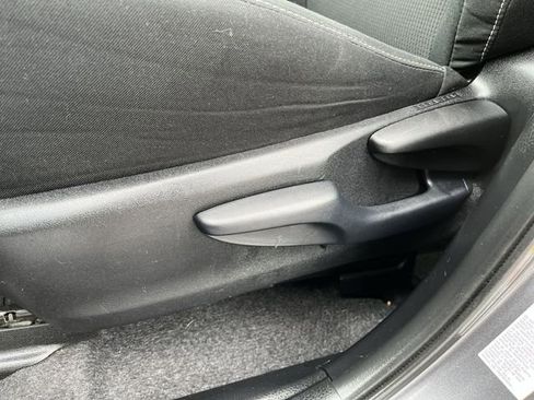 Used 2016 Toyota RAV4 XLE image 16