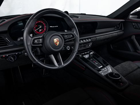 Certified 2024 Porsche 911 Targa 4 GTS image 4