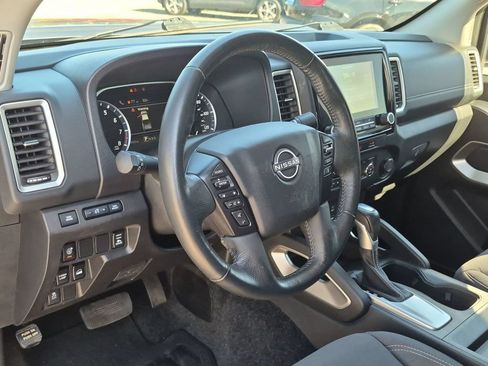 Used 2023 Nissan Frontier SV w/ SV Convenience Package AWD/4WD image 34