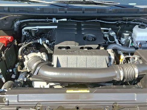 Used 2023 Nissan Frontier PRO-4X w/ Pro Convenience Package AWD/4WD image 28