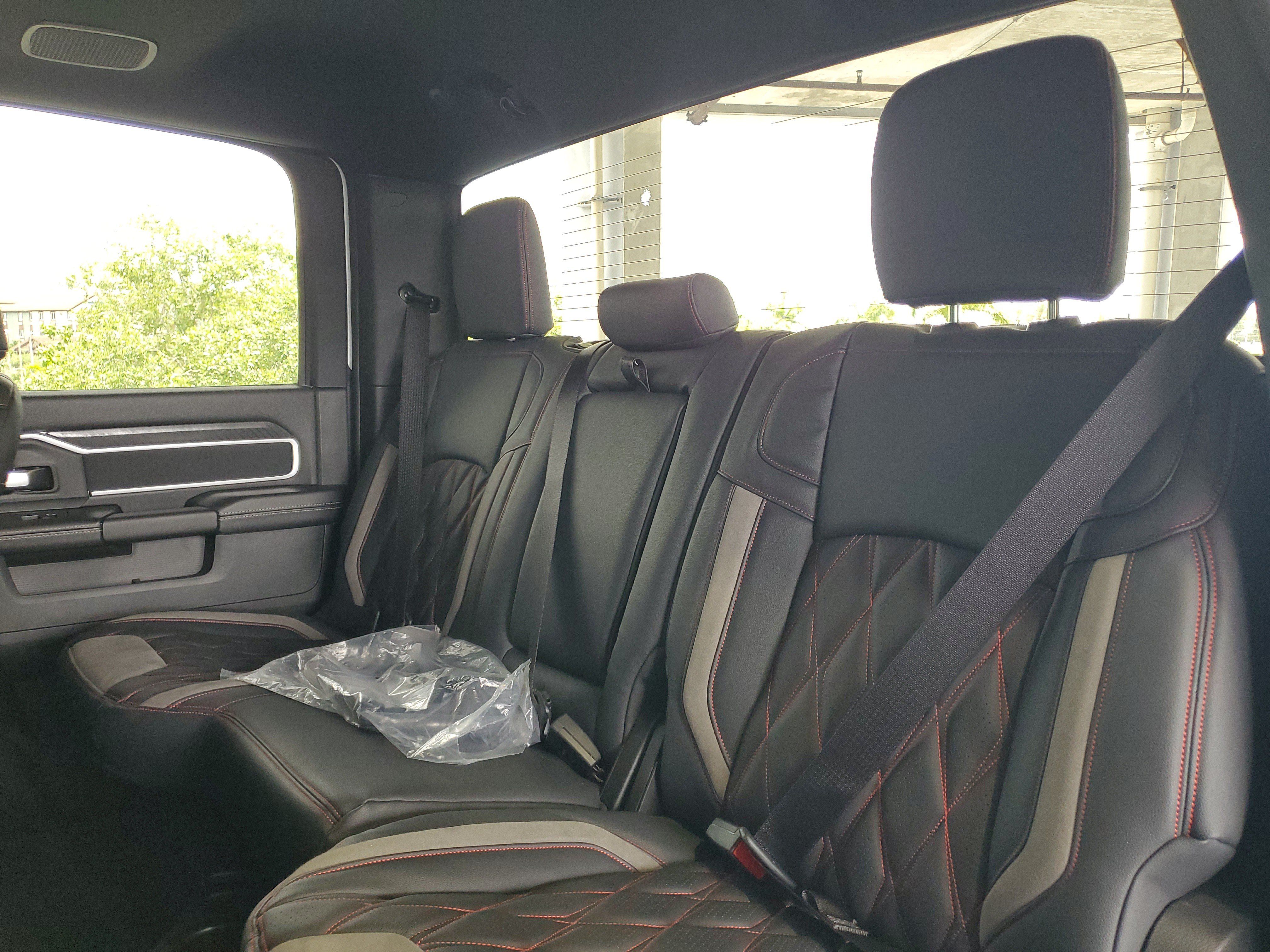 New 2025 RAM 2500 Big Horn AWD/4WD image 8