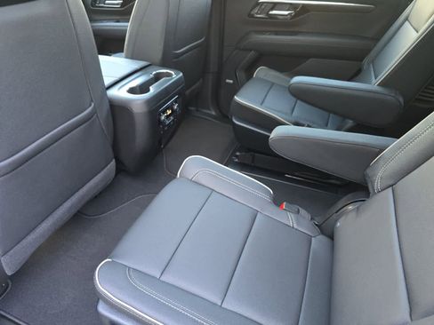 New 2026 Chevrolet Tahoe Premier AWD/4WD image 4