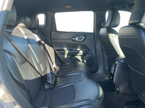 Used 2023 Jeep Compass Trailhawk image 18